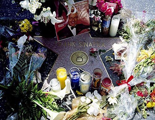 HistoricalFindings Foto: Steaua lui Frank Sinatra, Hollywood Walk of Fame, California, CA, Fans, 1998, Los Angeles