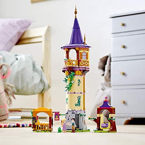 LEGO Disney Princess Rapunzel ' s Tower 43187, set de jucării Castel construibil cu 2 mini-păpuși din Tangled Movie, idee de