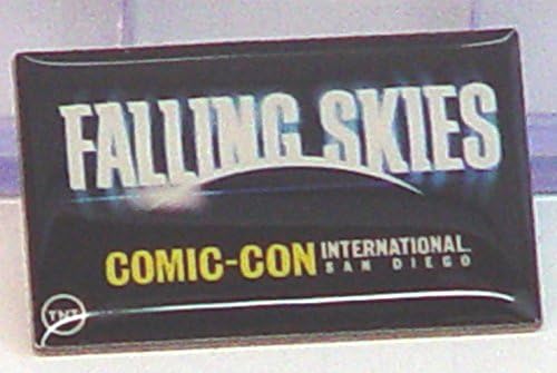 Falling Skies 2 pini cu Logo-ul de la SD Comic con