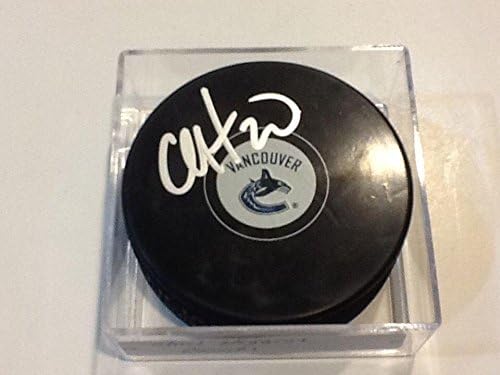 Chris Higgins a semnat Vancouver Canucks Hockey Puck autografe e-autografe NHL pucks