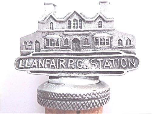 1000 Insigne Llanfair PG Station Anglesey Llanfairpwllgwyngyllgogerychwyrndrobwllllantysiliogogogoch Cork & Pewter Spirits