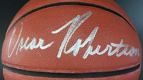 Oscar Robertson semnat I/O Wilson NCAA Basketball Bearcats PSA/ADN Autografat - baschet autografat