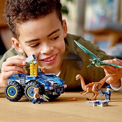 LEGO Jurassic World Gallimimus și Pteranodon Breakout 75940, Kit de construcție dinozaur pentru copii, cu Minifigurine Owen Grady, Claire Dearing și acu Trooper pentru joc creativ